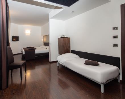 If you are travelling with friends or family, choose the comfort of the Triple Rooms of Hotel Biri, 4 stars in Padua!