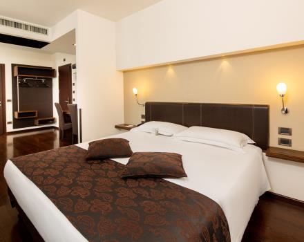 Comfort e servizi 4 stelle nelle camere Superior di Hotel Biri, moderno e confortevole hotel a Padova