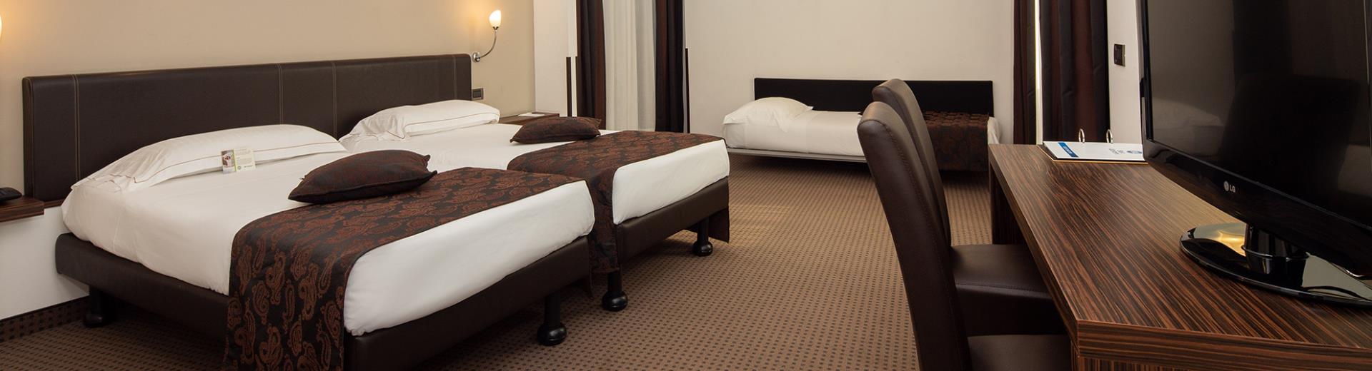 Se viaggi in compagnia, scegli in comfort delle Camere Triple di Hotel Biri, moderno 4 stelle a Padova!