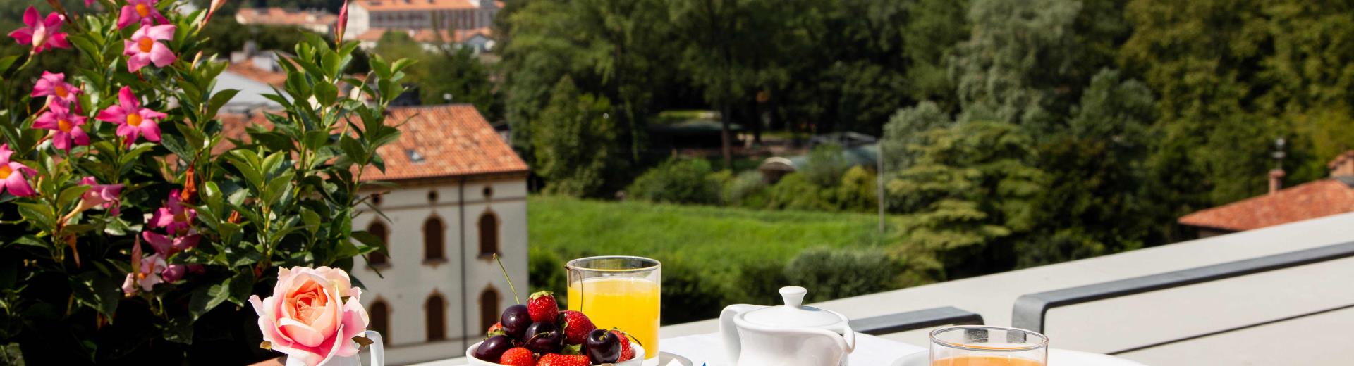 Una colazione panoramica dalla nostra terrazza