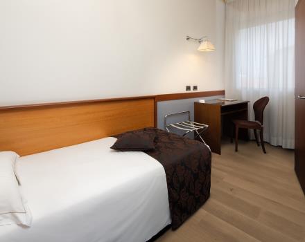 Hotel Biri, moderno e confortevole 4 stelle a Padova, è ideale anche per chi viaggia per lavoro: scopri tutto il comfort delle nostre camere Singole!