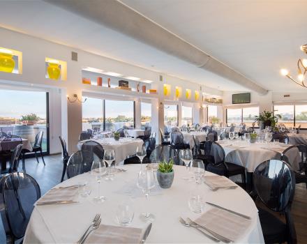 Discover the pleasure of a dinner overlooking Padua: book Hotel Biri, comfortable 4 stars in Padua