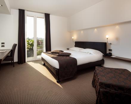 Goditi tutto il comfort delle nostre camere Doppie Superior: prenota subito Hotel Biri, moderno 4 stelle a Padova!